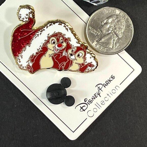 Disney Chip Dale Trading Pin Christmas Santa Hat Chipmunks Brooch Lapel Pin - Picture 3 of 6
